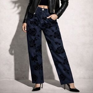 WiLD FABLE High Rise Straight JEANS w/ Black Velour Roses SIZE 4